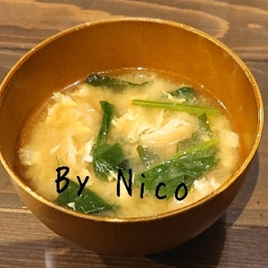 たまごフンワリ小松菜のお吸い物